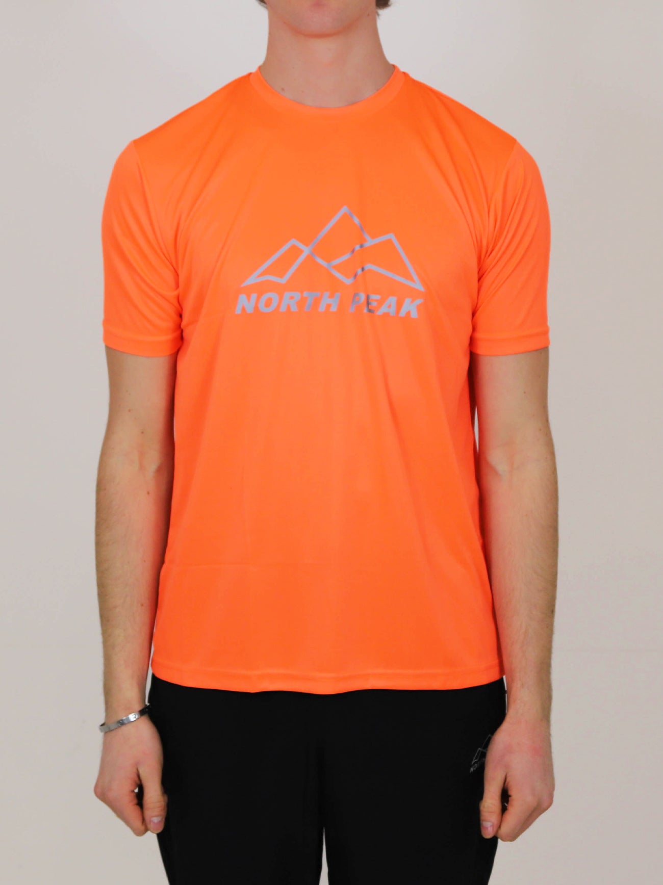 Koszulka z dużym logo Arete - czarna