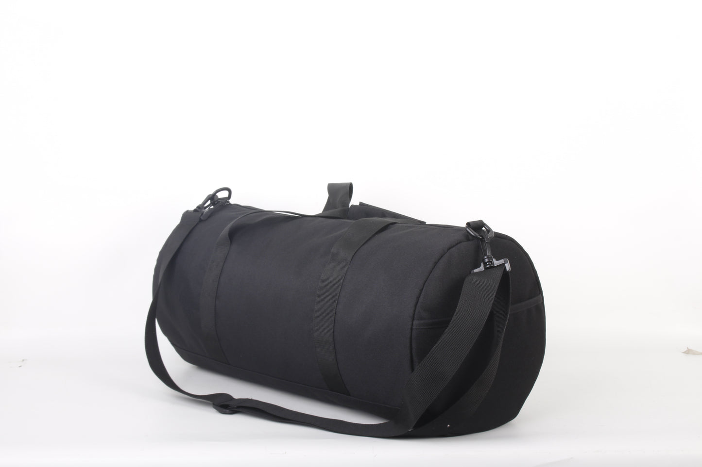Crest Holdall