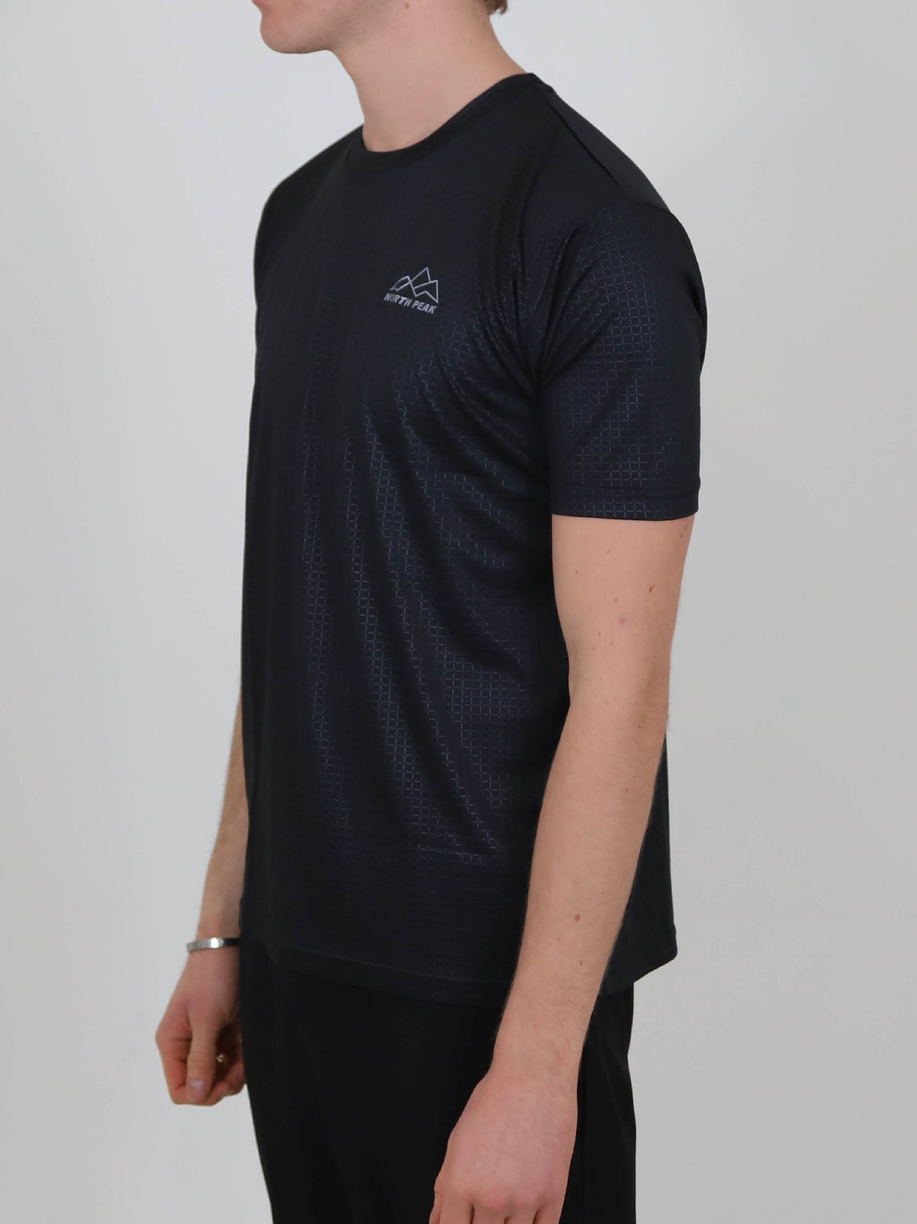 Nera T-Shirt