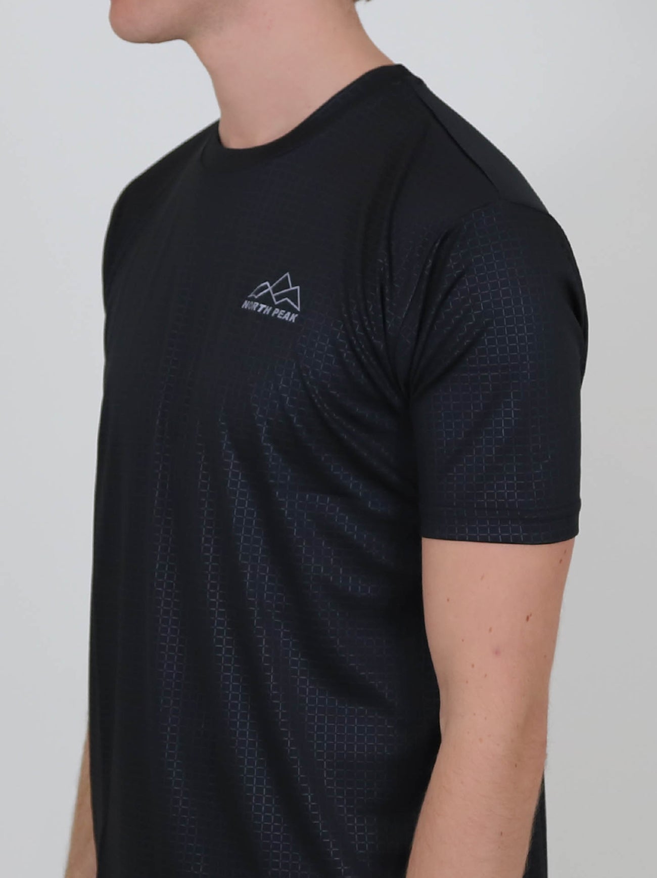 Nera T-Shirt